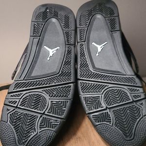 Jordan 4 Black Cats
